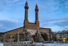 Rıbat Kalesi ve İç Kalesi